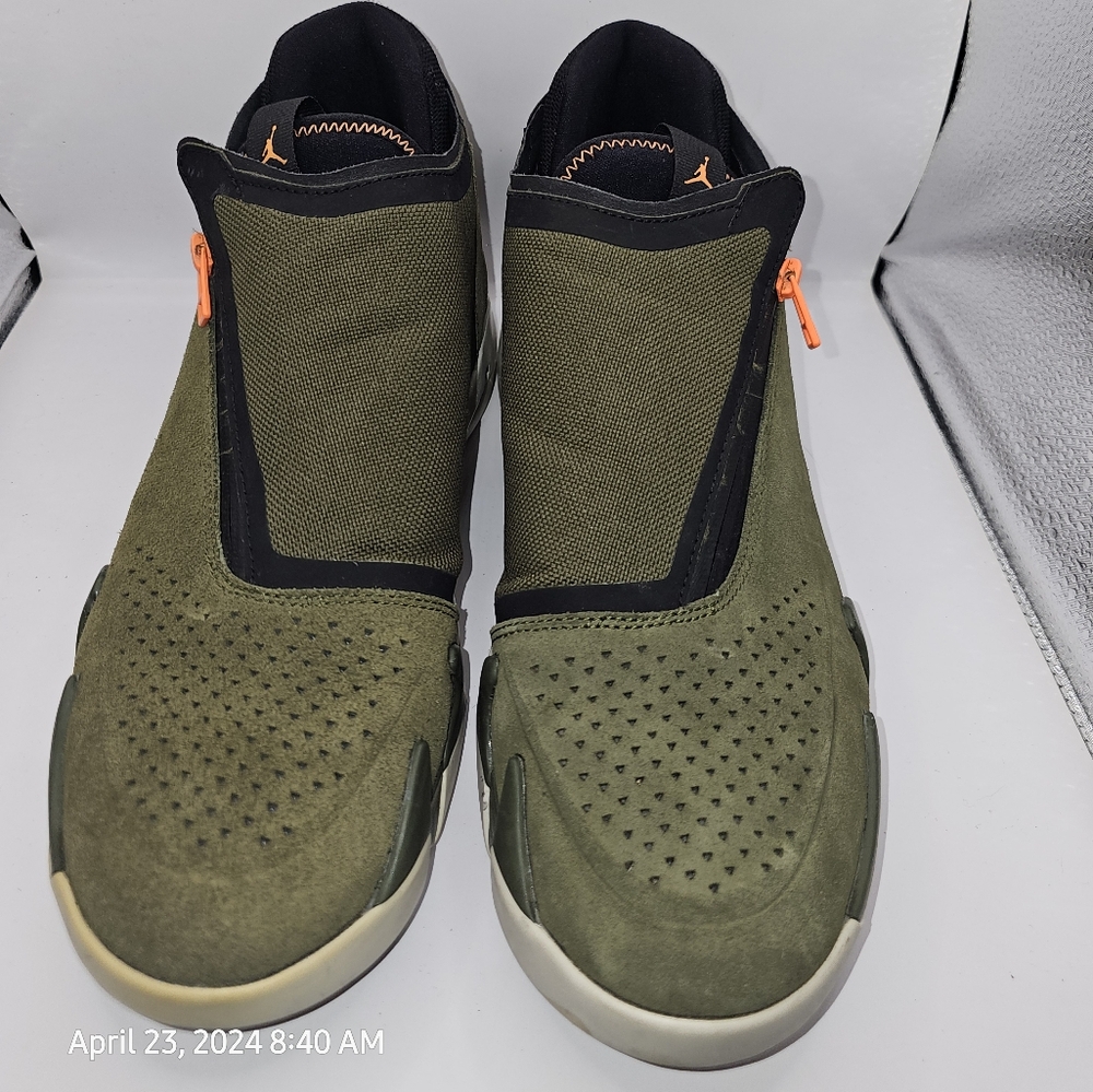 Air Jordan 14 Jumpman Z - Olive